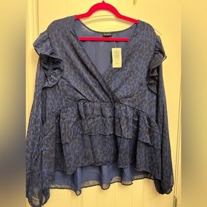 Torrid sz 2 (18-20) animal print shirt